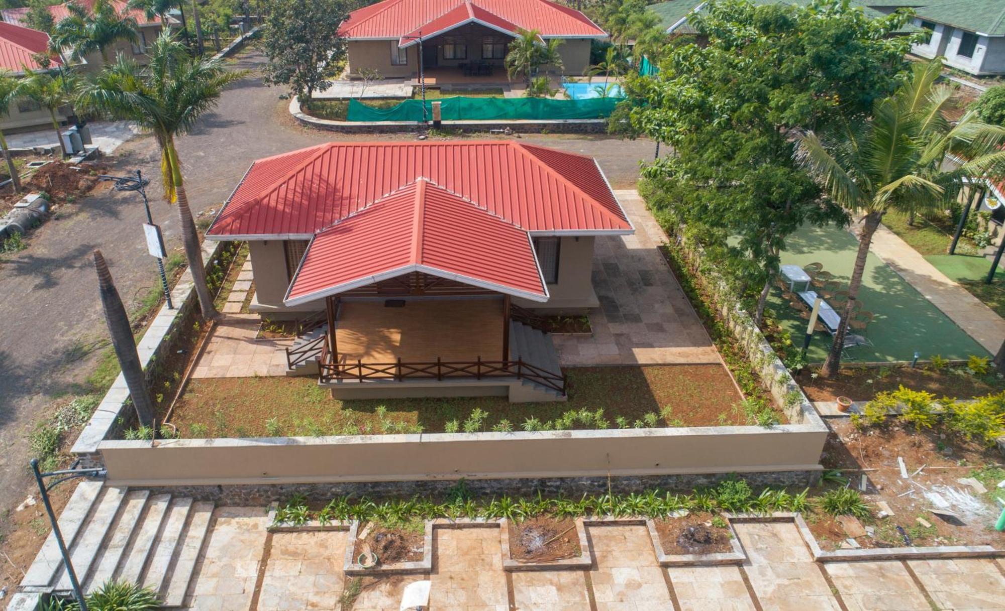 E&G Green Courts Resort At Koroli Hill Station Nashik Eksteriør billede