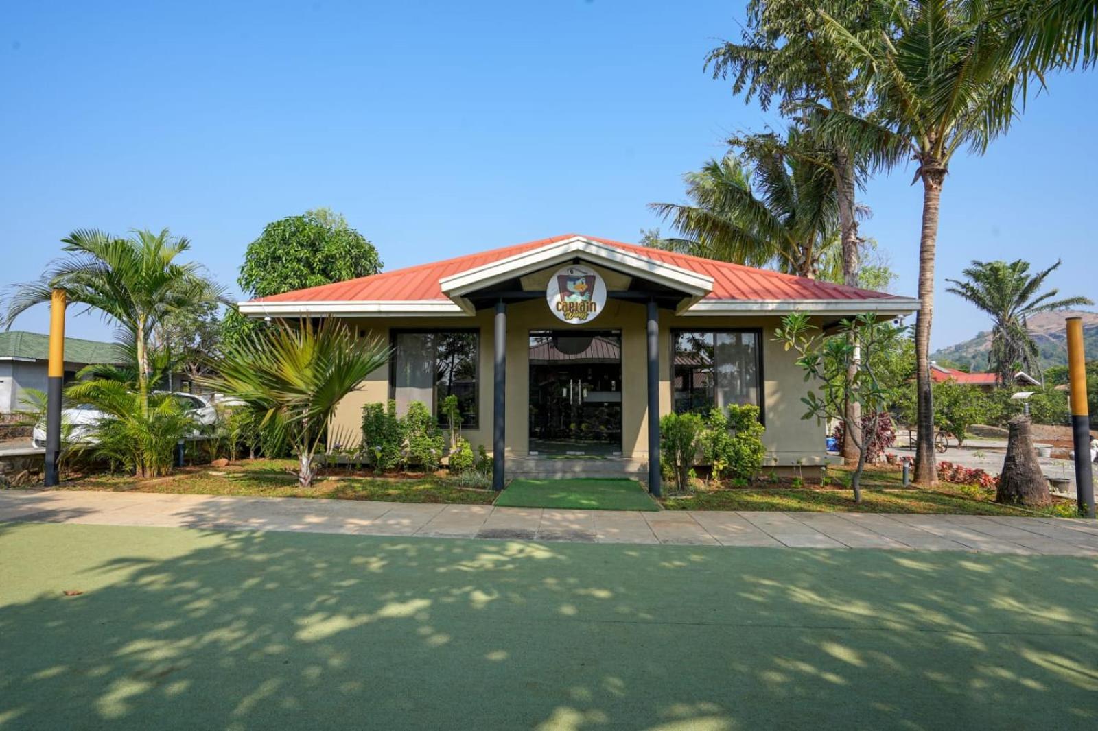 E&G Green Courts Resort At Koroli Hill Station Nashik Eksteriør billede