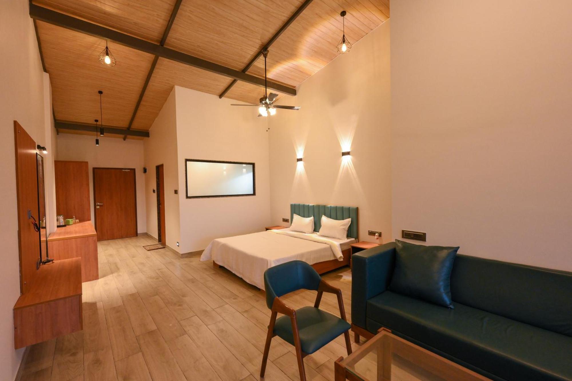 E&G Green Courts Resort At Koroli Hill Station Nashik Eksteriør billede