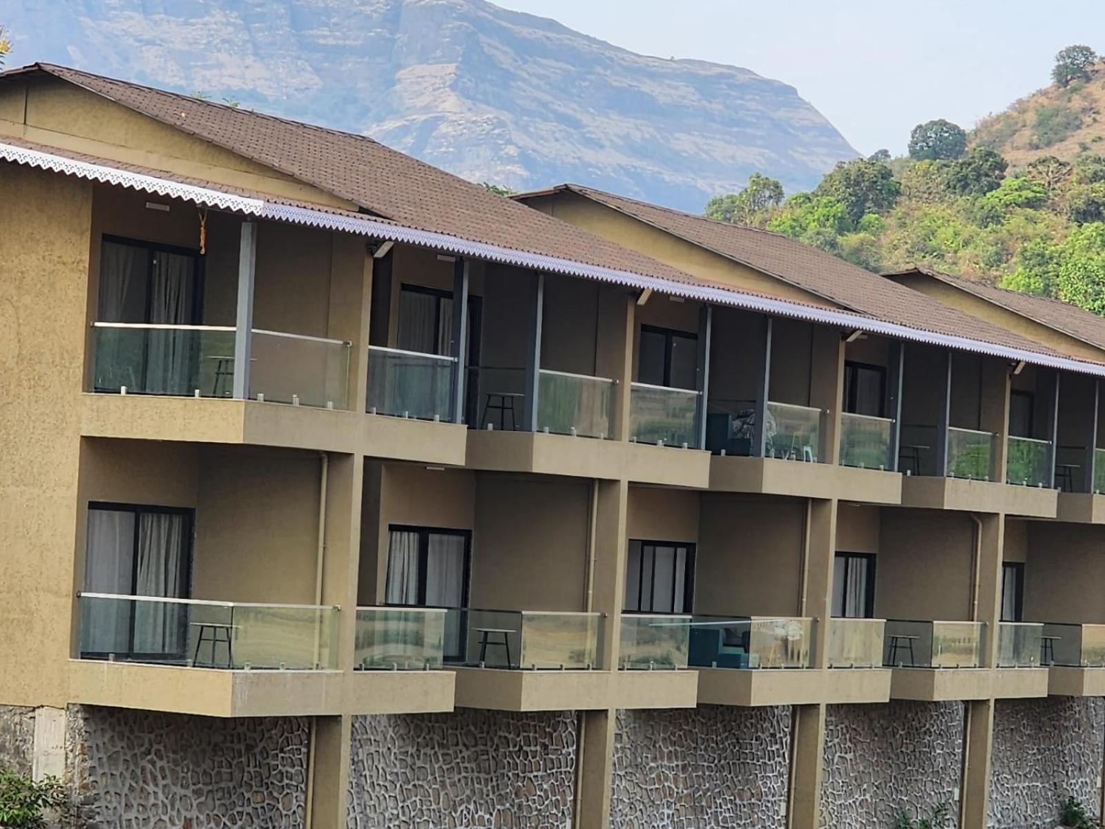 E&G Green Courts Resort At Koroli Hill Station Nashik Eksteriør billede